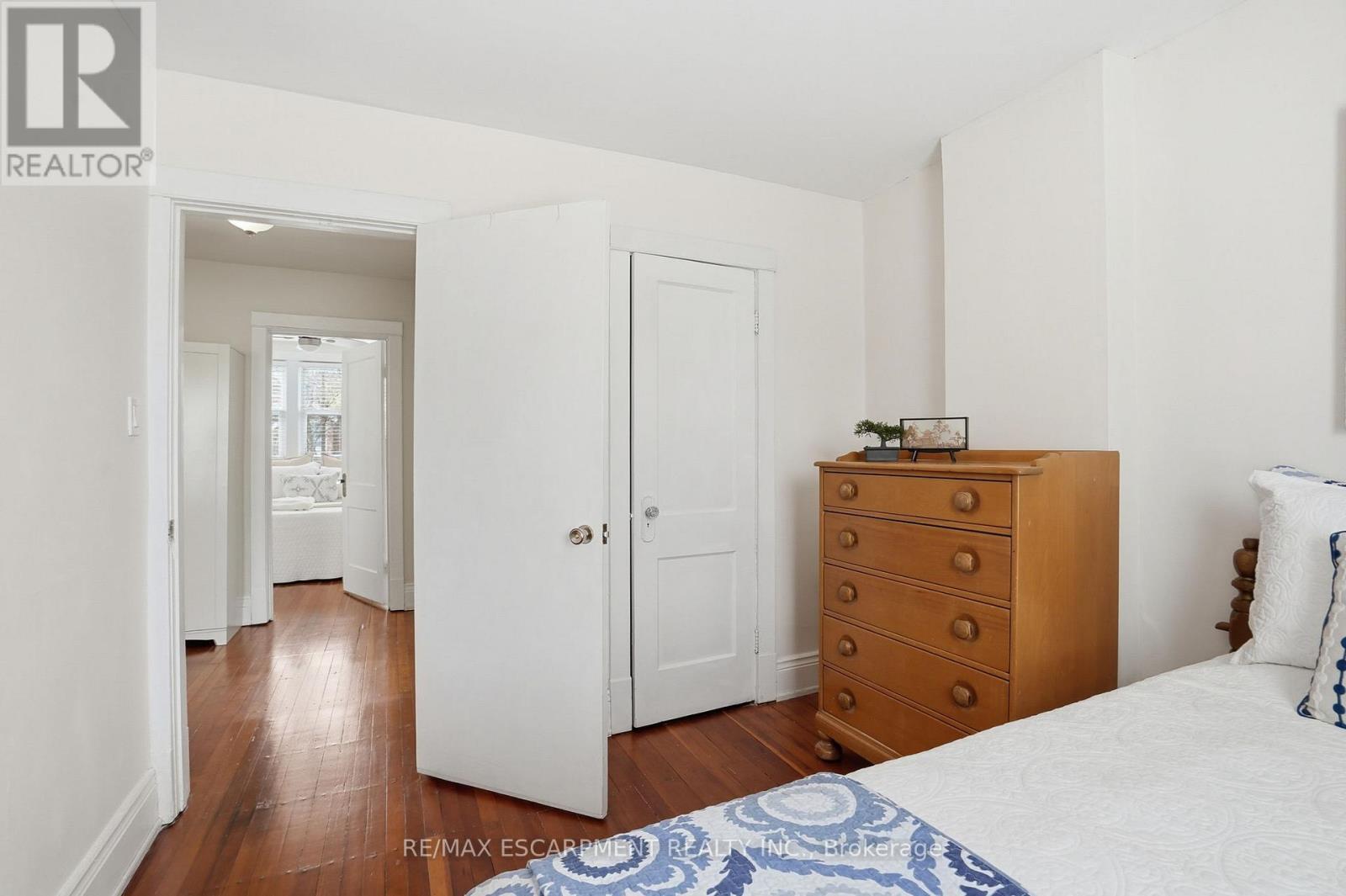 223 Park Row, Hamilton (Delta), Ontario  L8K 2K4 - Photo 21 - X12897048