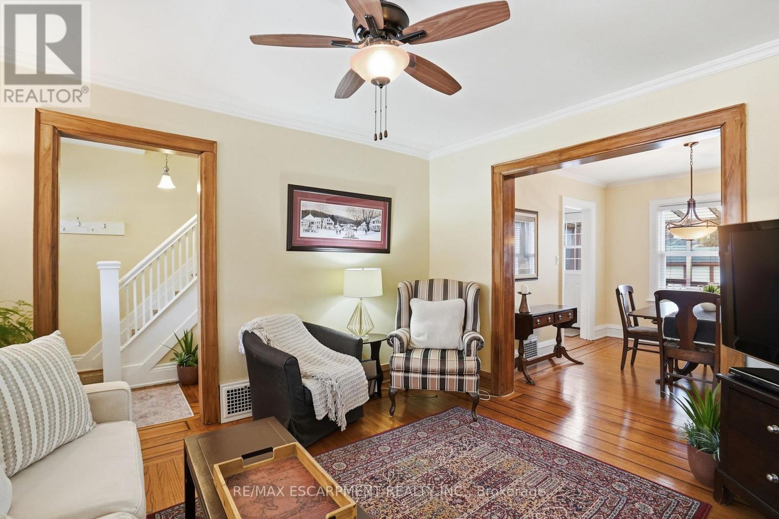 223 Park Row, Hamilton (Delta), Ontario  L8K 2K4 - Photo 8 - X12897048