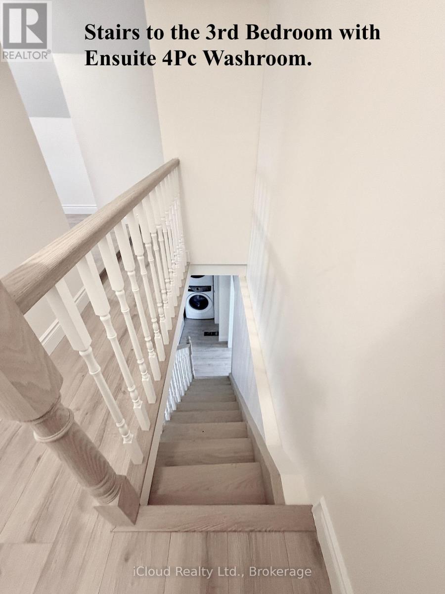 405 Upper Wentworth Street, Hamilton (Inch Park), Ontario  L9A 4T4 - Photo 12 - X12898258