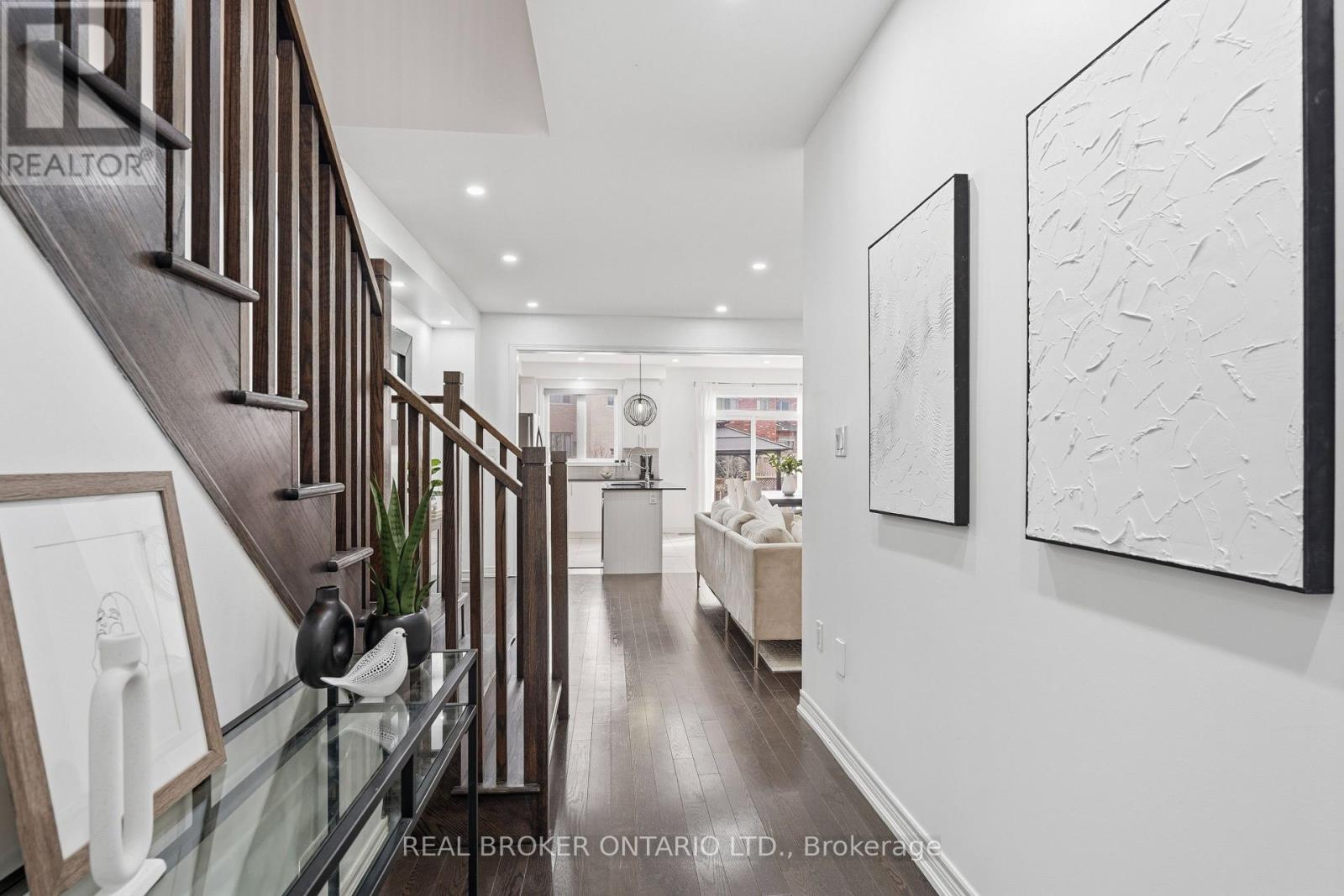 2056 Dale Road, Innisfil (Alcona), Ontario  L9S 0J8 - Photo 11 - N12899508