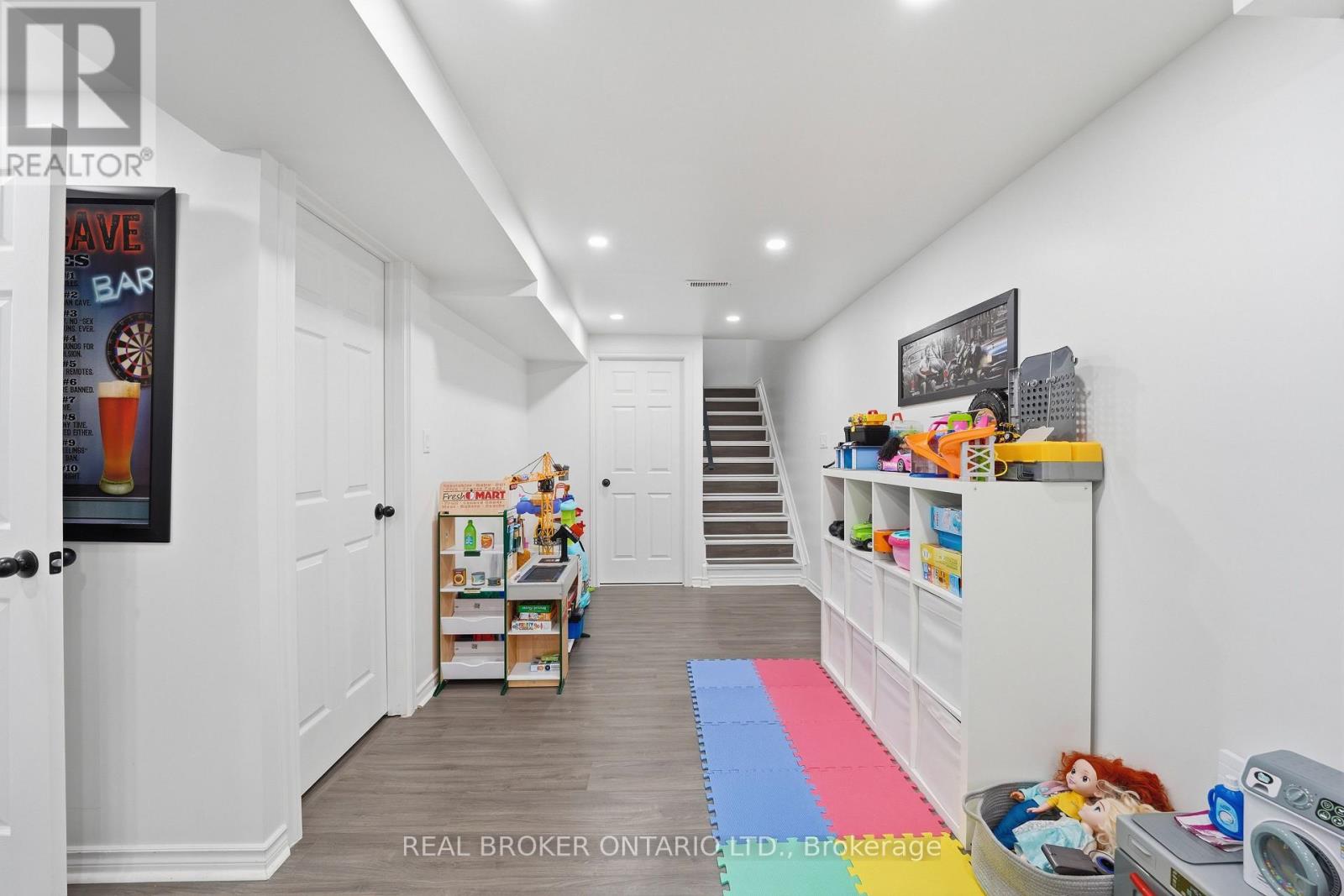 2056 Dale Road, Innisfil (Alcona), Ontario  L9S 0J8 - Photo 25 - N12899508