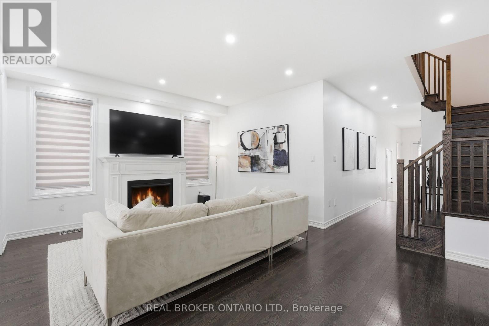 2056 Dale Road, Innisfil (Alcona), Ontario  L9S 0J8 - Photo 5 - N12899508