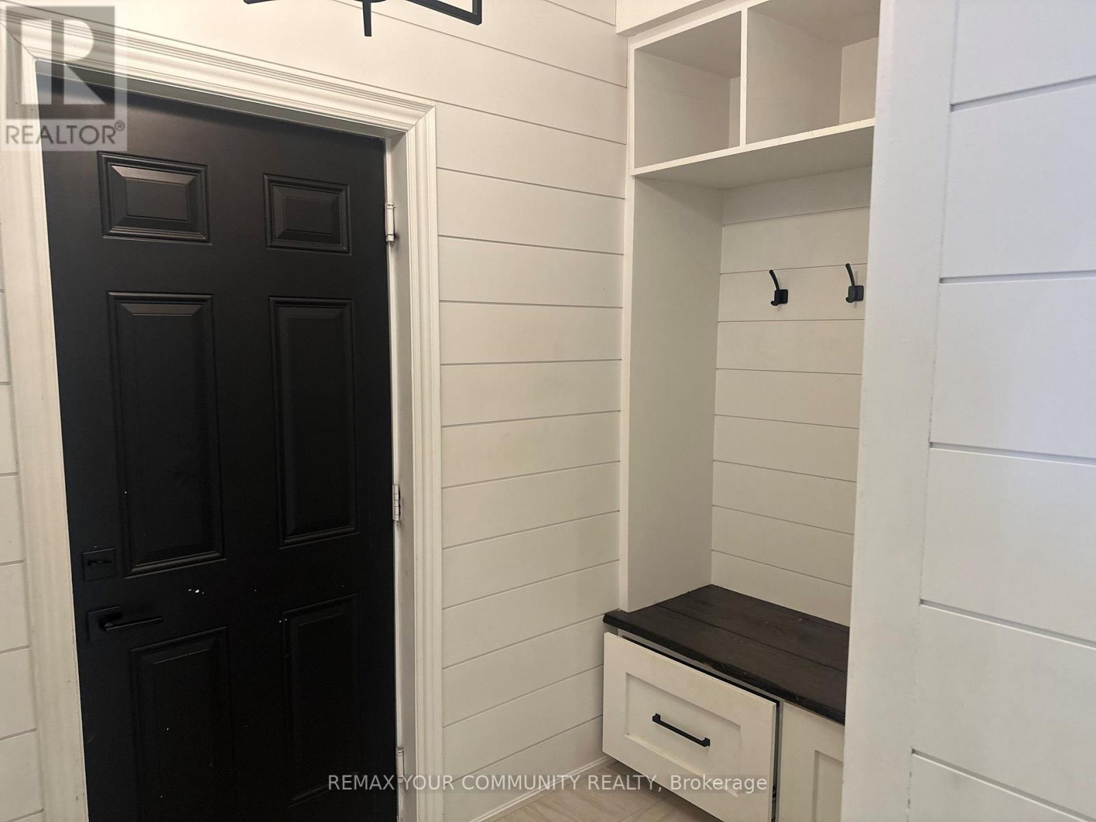 678 Somerville Drive, Newmarket (Stonehaven-Wyndham), Ontario  L3X 0J6 - Photo 36 - N12899576