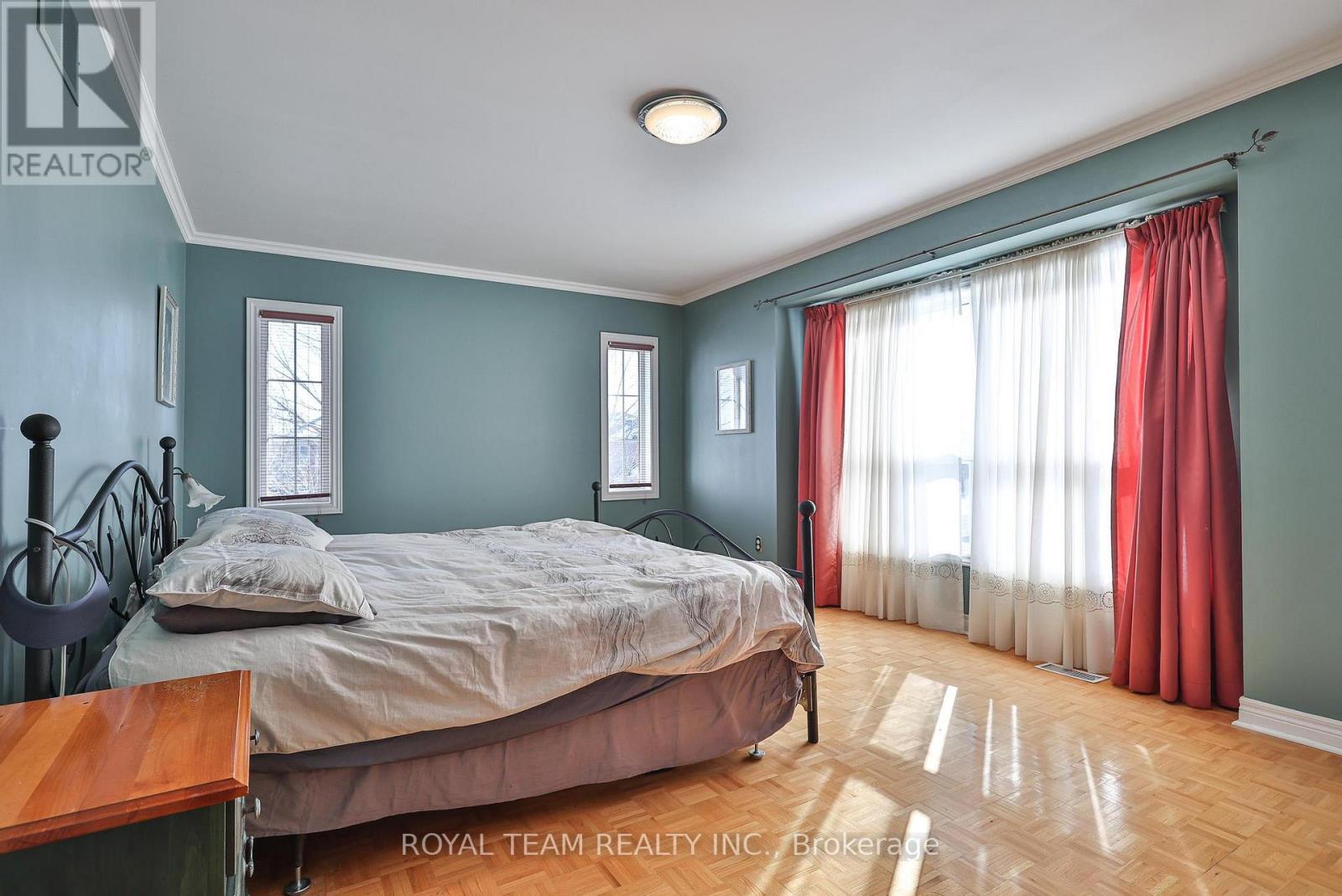 2 Sandway Crescent, Vaughan, Ontario  L6A 2M1 - Photo 13 - N12899588