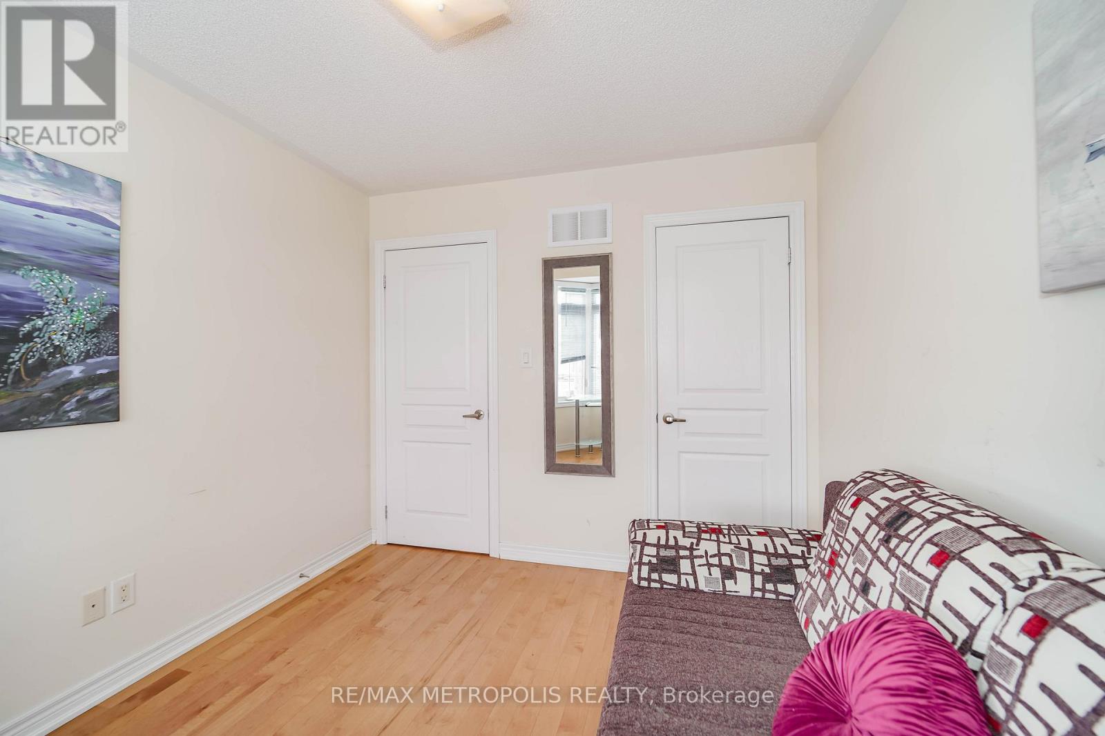 58 Lady Loretta Lane, Vaughan, Ontario  L6A 4E9 - Photo 15 - N12899604