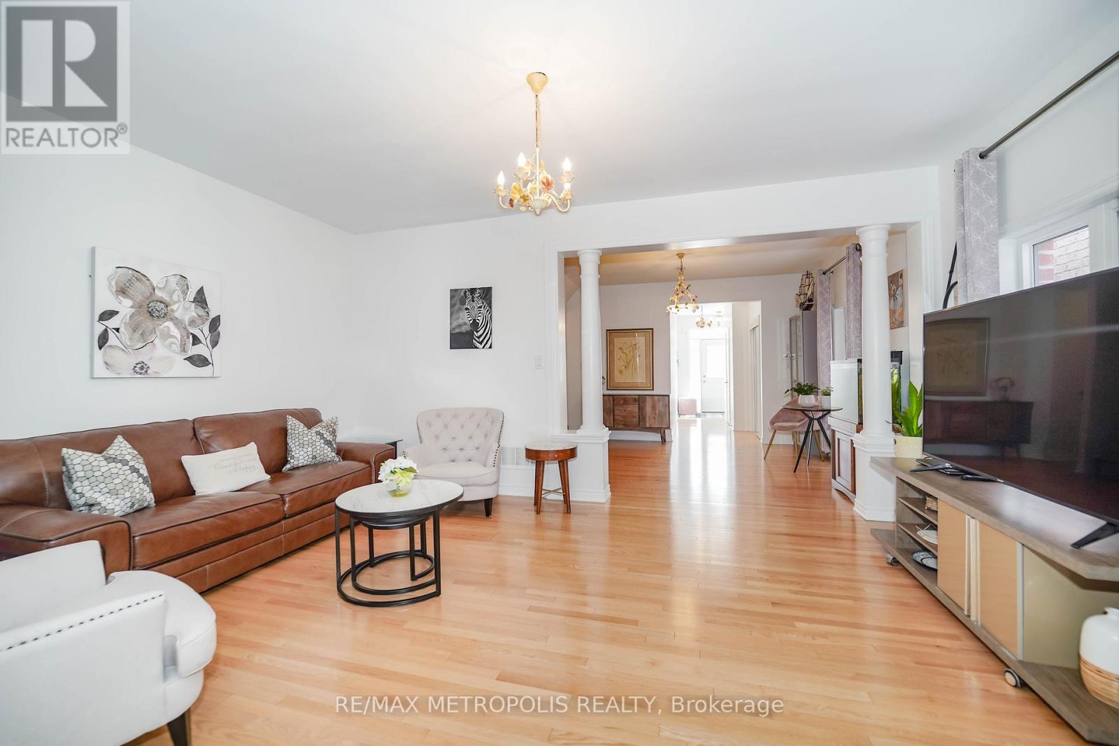 58 Lady Loretta Lane, Vaughan, Ontario  L6A 4E9 - Photo 7 - N12899604