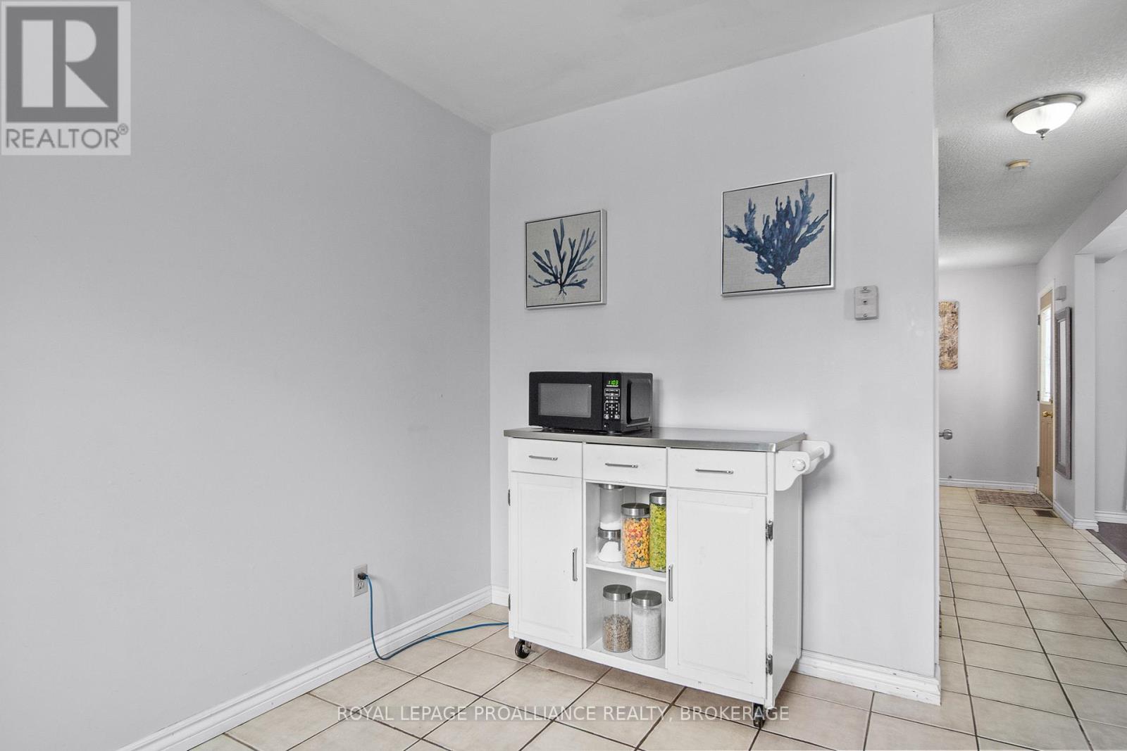 4 Balmoral Court, Kingston (West Of Sir John A. Blvd), Ontario  K7M 7S9 - Photo 15 - X12899590