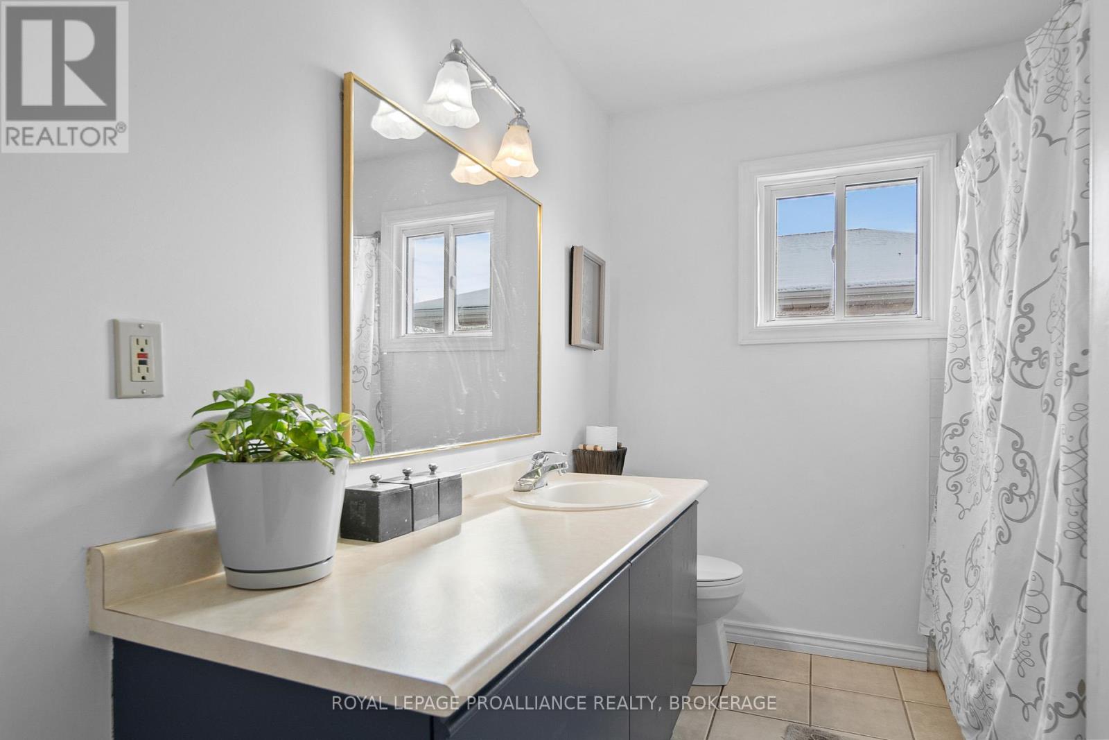 4 Balmoral Court, Kingston (West Of Sir John A. Blvd), Ontario  K7M 7S9 - Photo 25 - X12899590