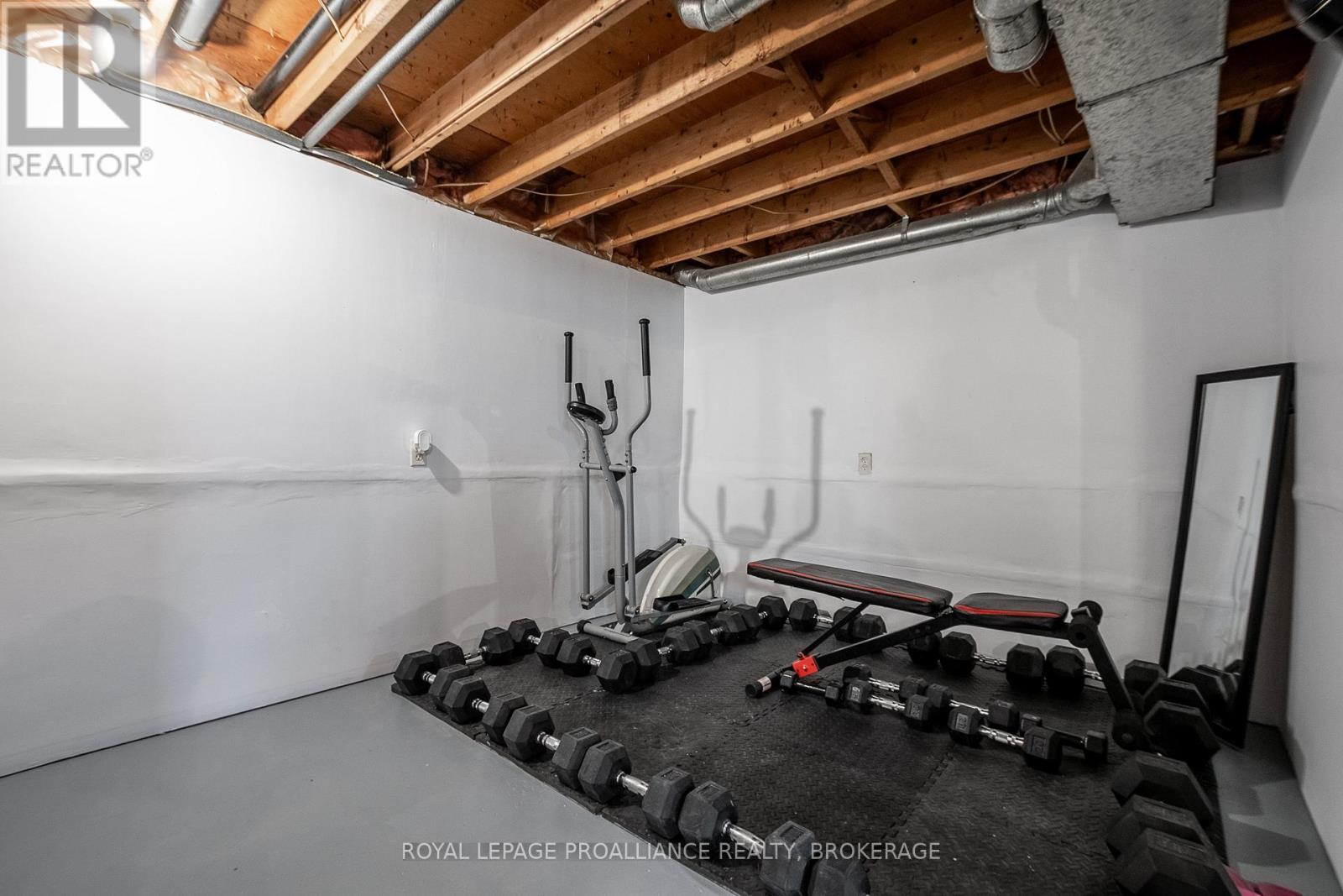 4 Balmoral Court, Kingston (West Of Sir John A. Blvd), Ontario  K7M 7S9 - Photo 30 - X12899590