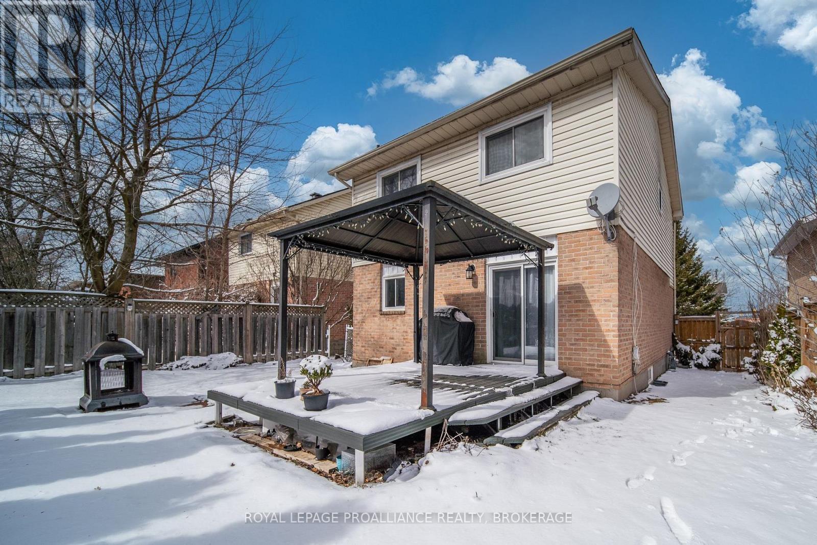 4 Balmoral Court, Kingston (West Of Sir John A. Blvd), Ontario  K7M 7S9 - Photo 35 - X12899590