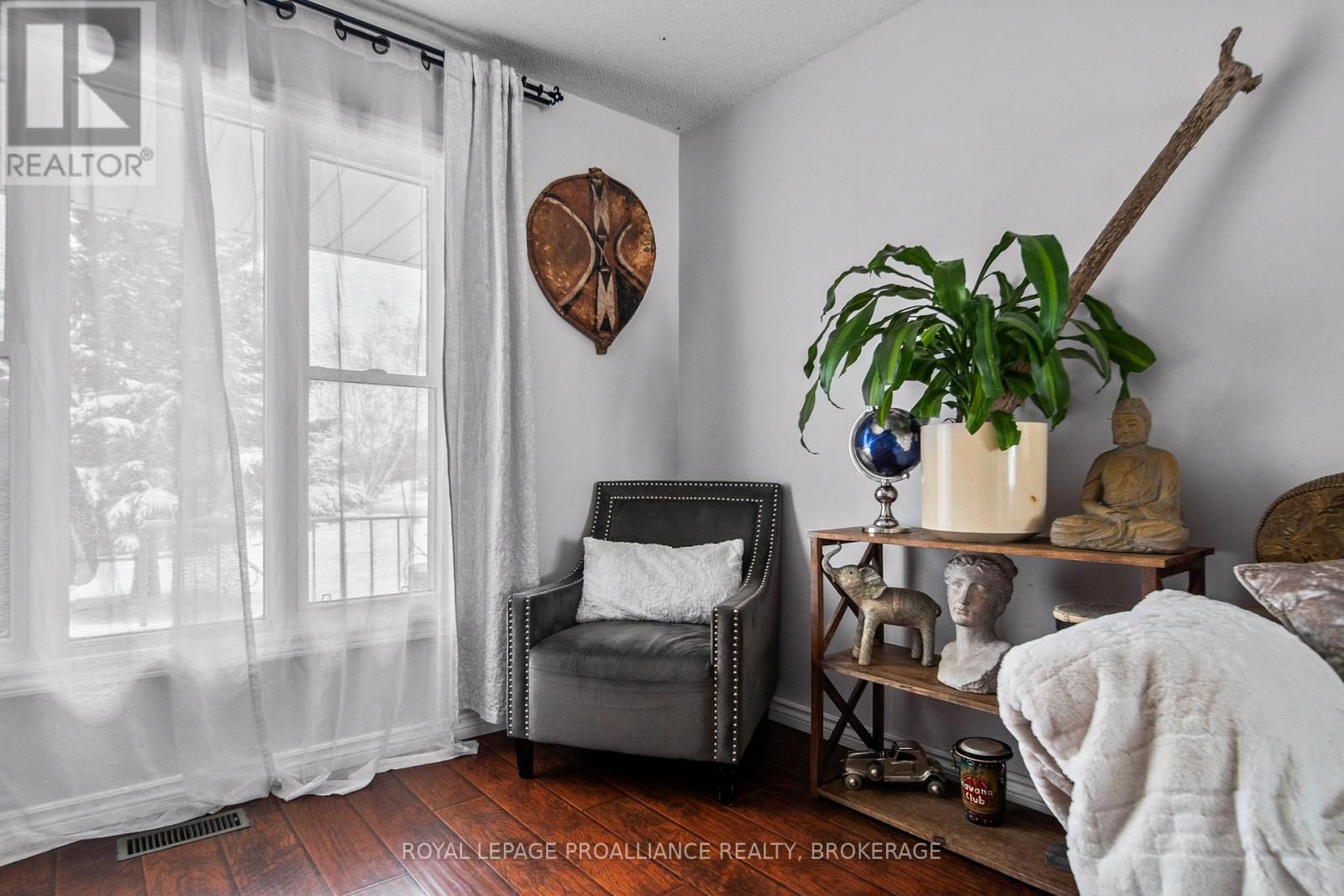 4 Balmoral Court, Kingston (West Of Sir John A. Blvd), Ontario  K7M 7S9 - Photo 9 - X12899590