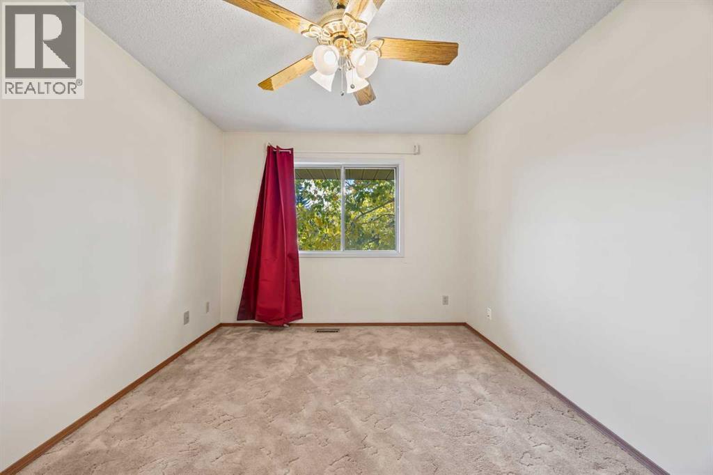 52 Sandarac Circle NW, Calgary, Alberta  T3K 3V6 - Photo 22 - A2263600