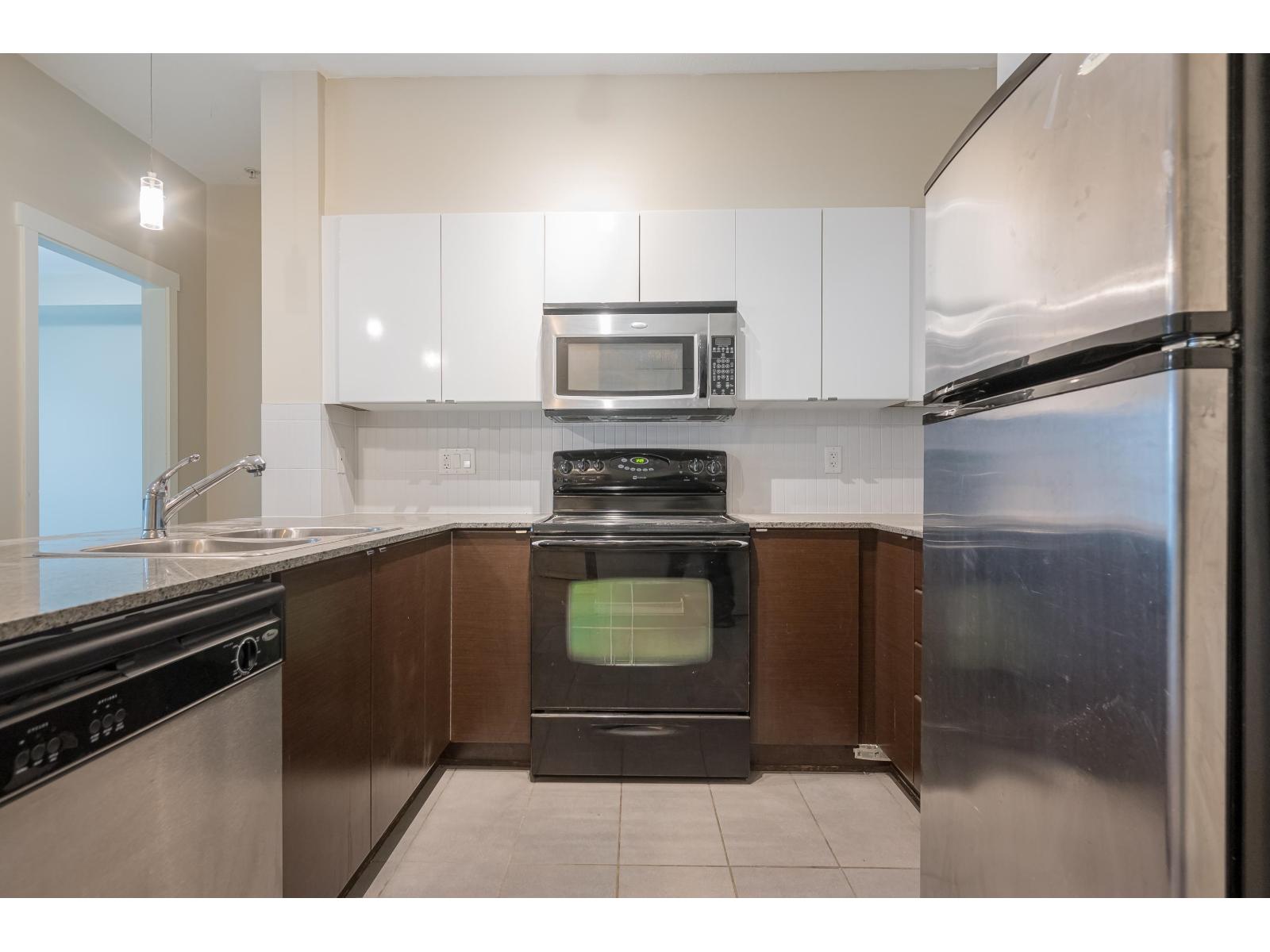 201 13733 107a Avenue, Surrey, British Columbia  V3T 0B7 - Photo 8 - R3100861