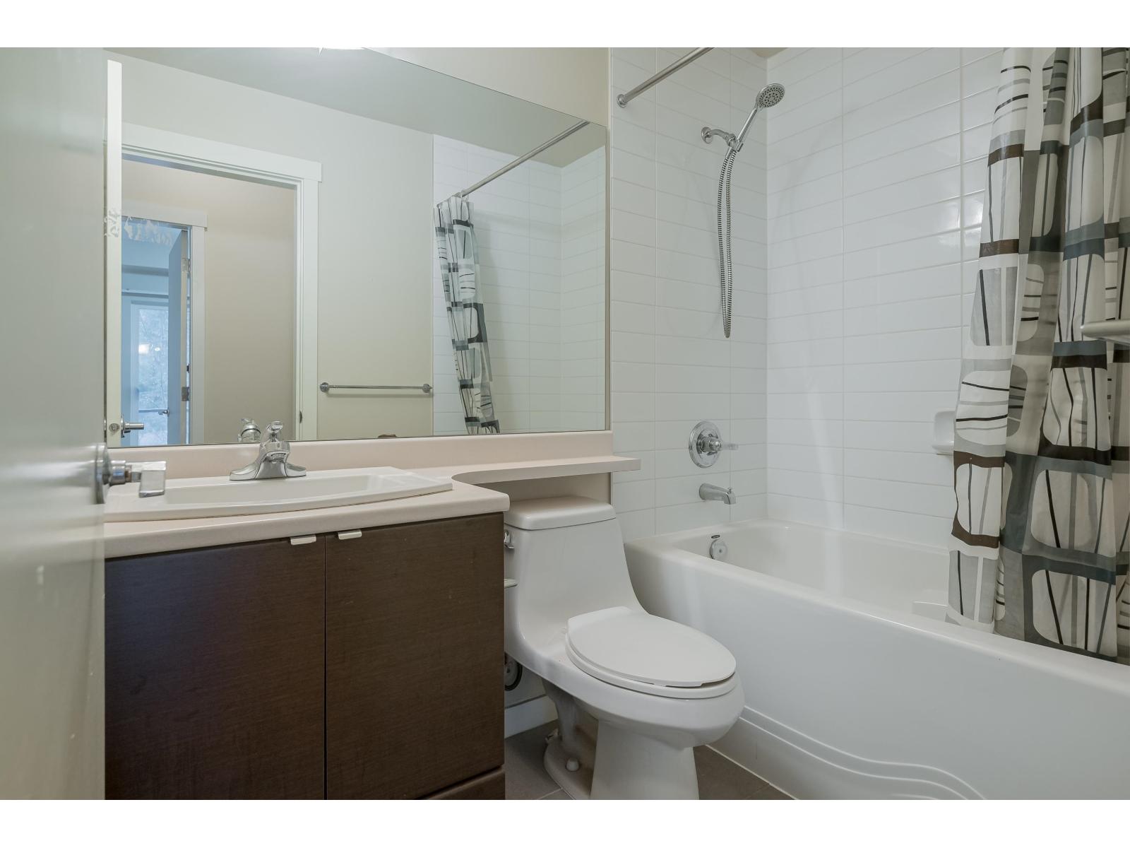 201 13733 107a Avenue, Surrey, British Columbia  V3T 0B7 - Photo 27 - R3100861