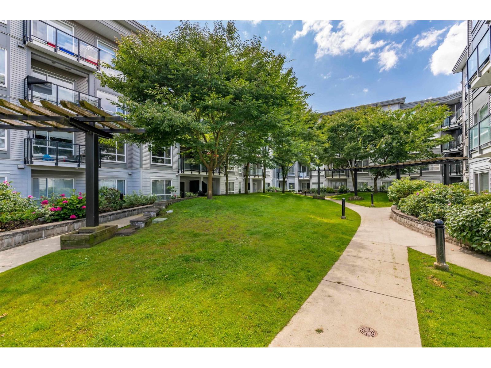 201 13733 107a Avenue, Surrey, British Columbia  V3T 0B7 - Photo 32 - R3100861