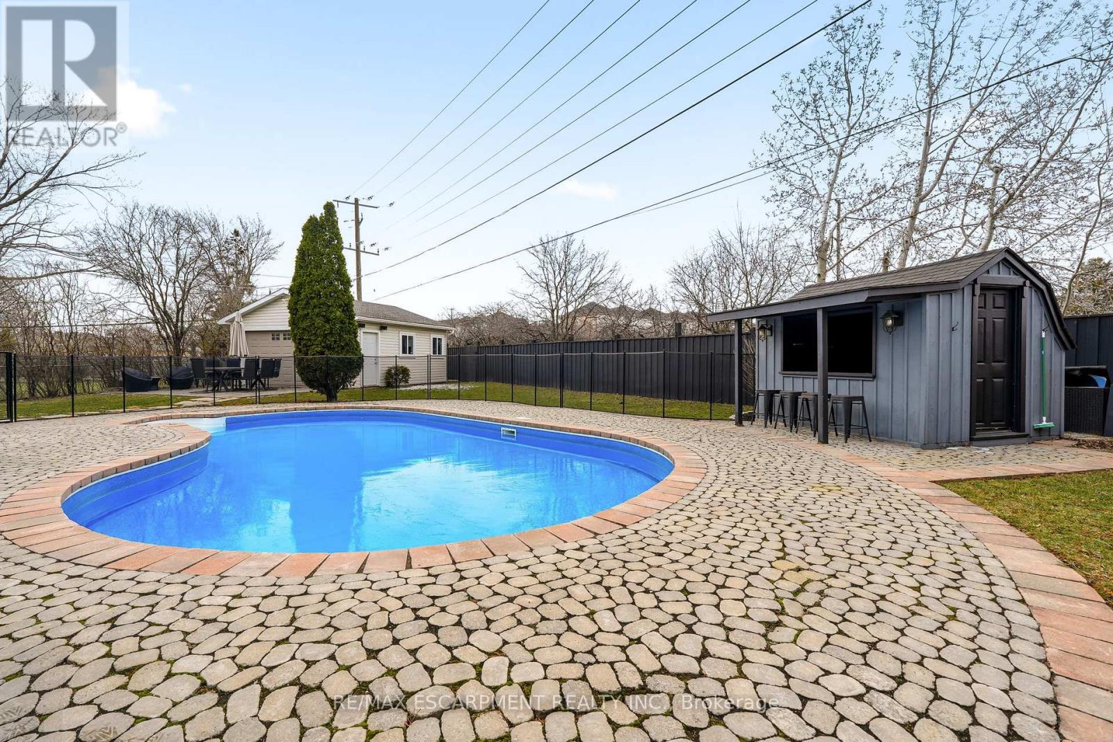 688 Mullin Way, Burlington, Ontario  L7L 4J7 - Photo 40 - W12899488