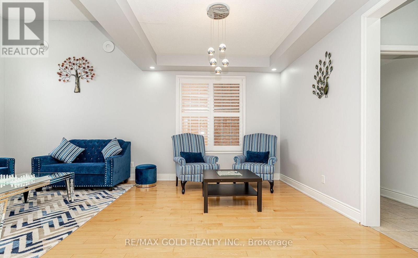 7 Bettey Road, Brampton (Vales Of Castlemore), Ontario  L6P 1S9 - Photo 10 - W12899498