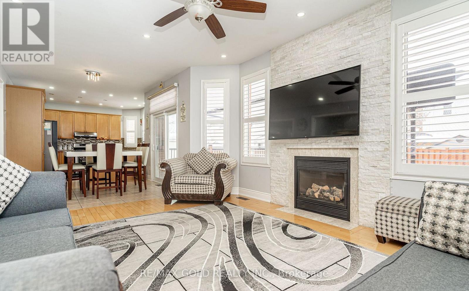 7 Bettey Road, Brampton (Vales Of Castlemore), Ontario  L6P 1S9 - Photo 14 - W12899498