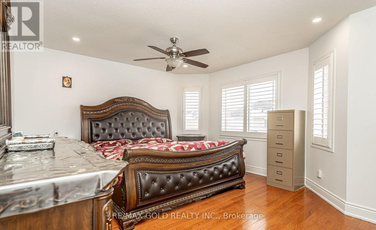 7 Bettey Road, Brampton (Vales Of Castlemore), Ontario  L6P 1S9 - Photo 29 - W12899498