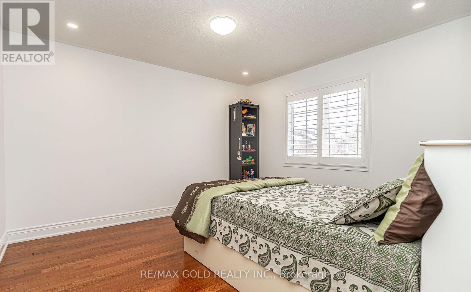 7 Bettey Road, Brampton (Vales Of Castlemore), Ontario  L6P 1S9 - Photo 31 - W12899498