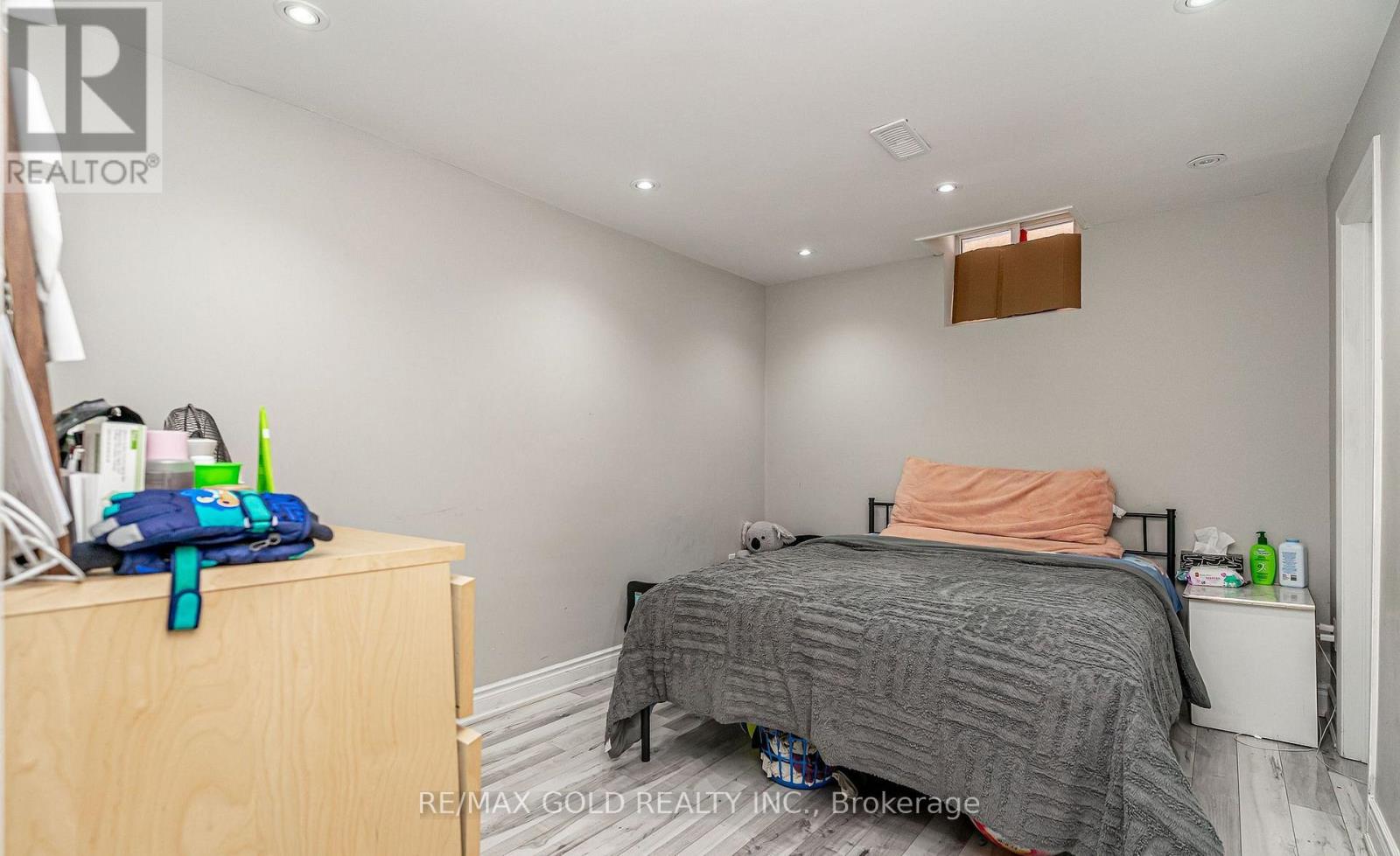 7 Bettey Road, Brampton (Vales Of Castlemore), Ontario  L6P 1S9 - Photo 42 - W12899498