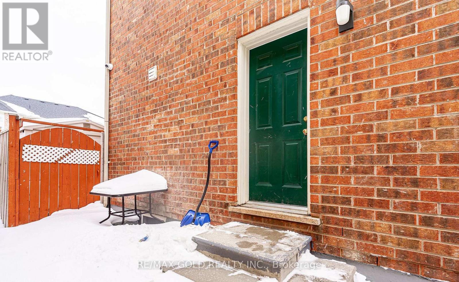 7 Bettey Road, Brampton (Vales Of Castlemore), Ontario  L6P 1S9 - Photo 44 - W12899498