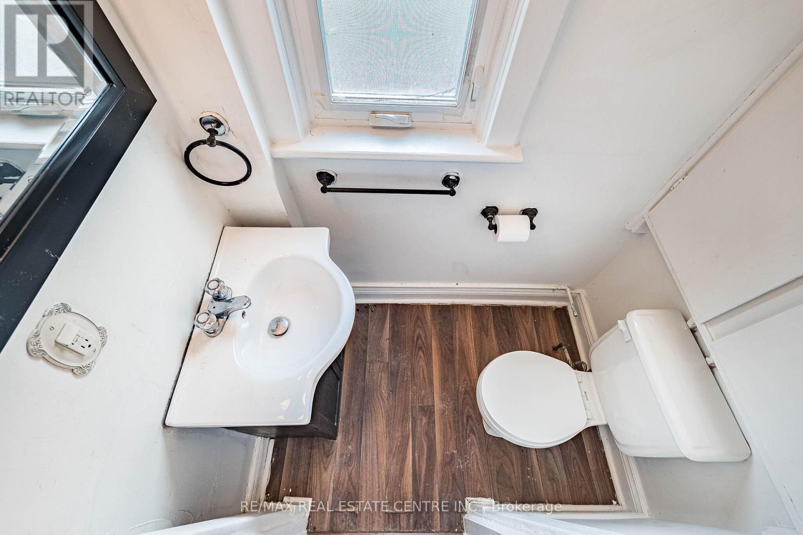 18 Hillcrest Avenue, Brampton, Ontario  L6W 1Y8 - Photo 19 - W12899512