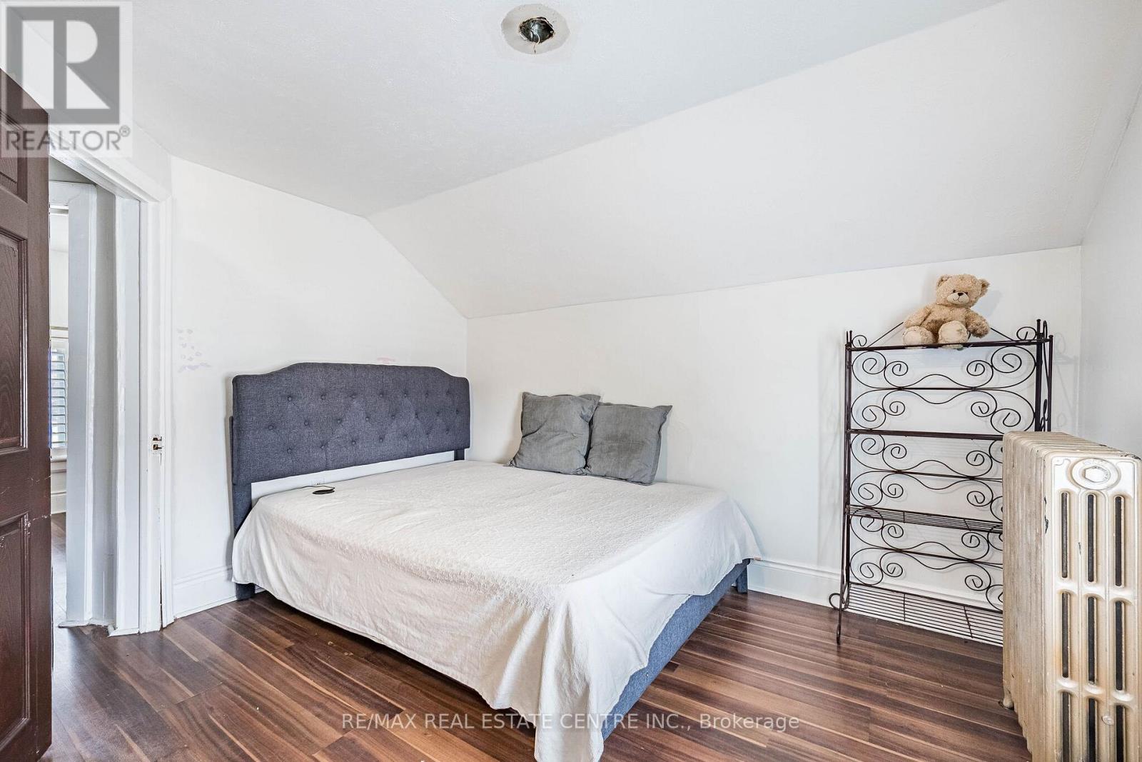 18 Hillcrest Avenue, Brampton, Ontario  L6W 1Y8 - Photo 24 - W12899512