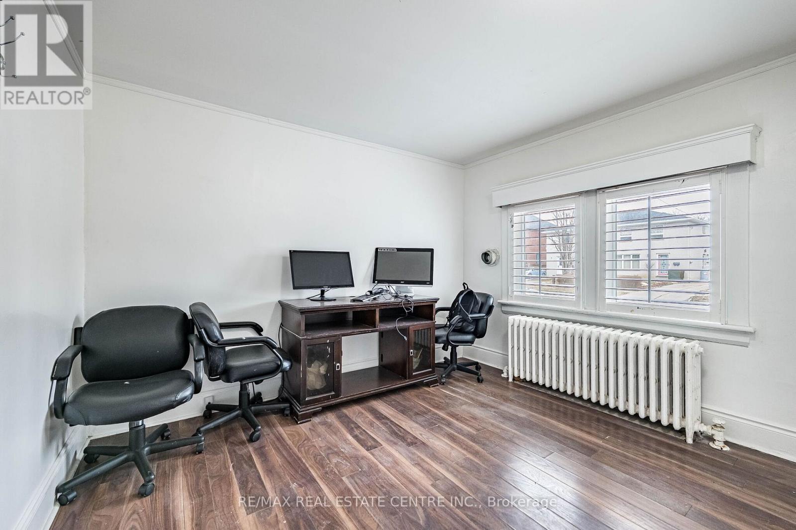 18 Hillcrest Avenue, Brampton, Ontario  L6W 1Y8 - Photo 31 - W12899512