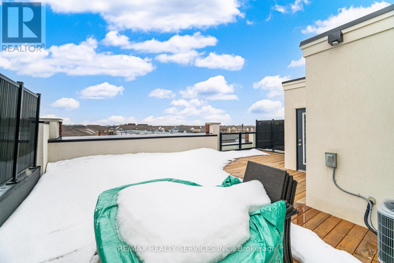 435 Dougall Avenue, Caledon, Ontario  L7C 4L5 - Photo 38 - W12899536