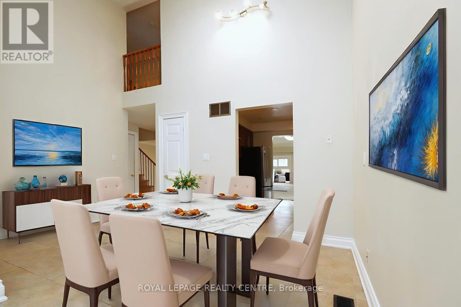 16 - 1021 Cedarglen Gate, Mississauga, Ontario  L5C 3A7 - Photo 5 - W12899550