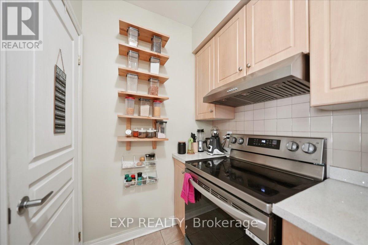 519 - 1415 Lawrence Avenue W, Toronto, Ontario  M6L 1A9 - Photo 11 - W12899562