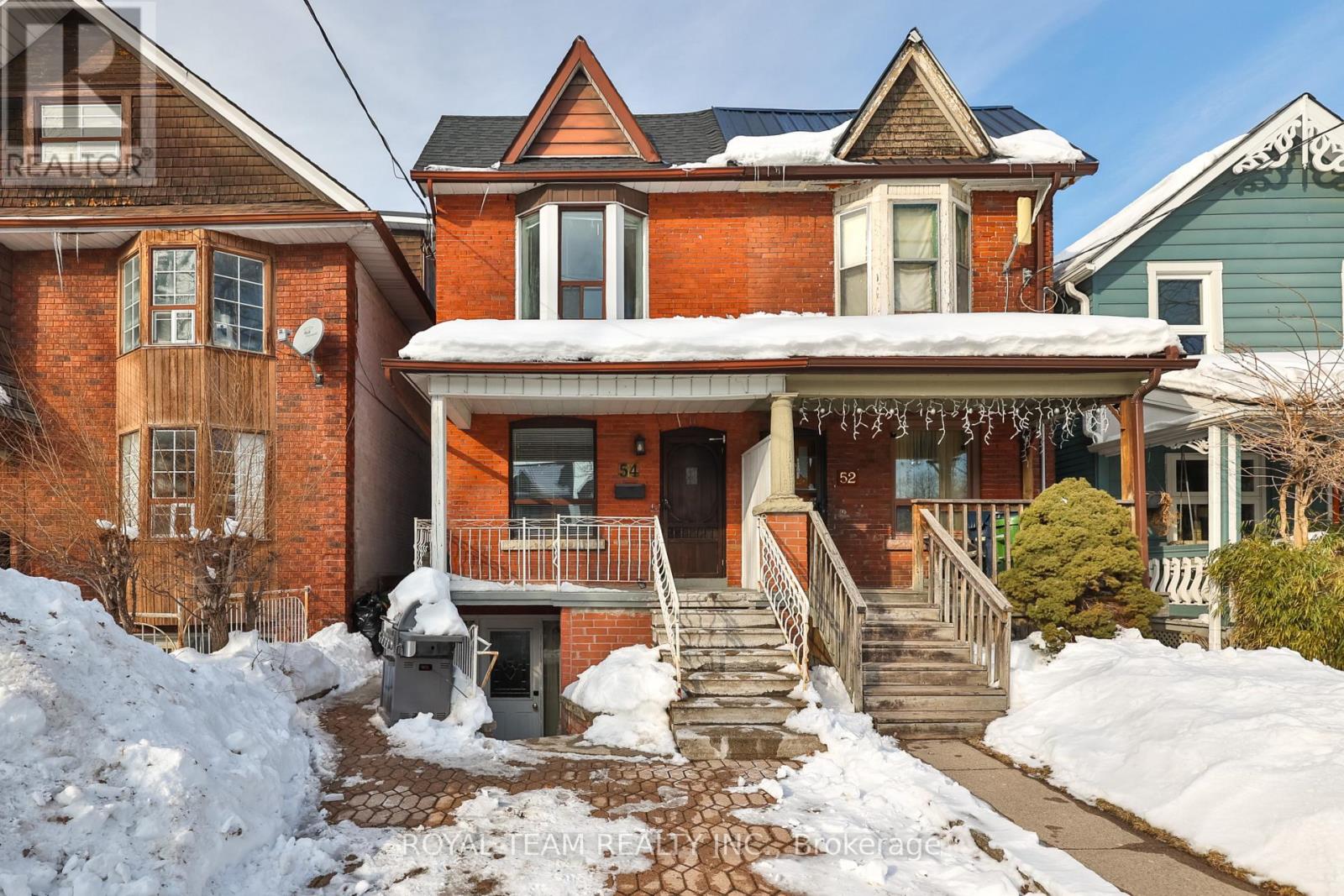 54 MAHER AVENUE, Toronto, Ontario