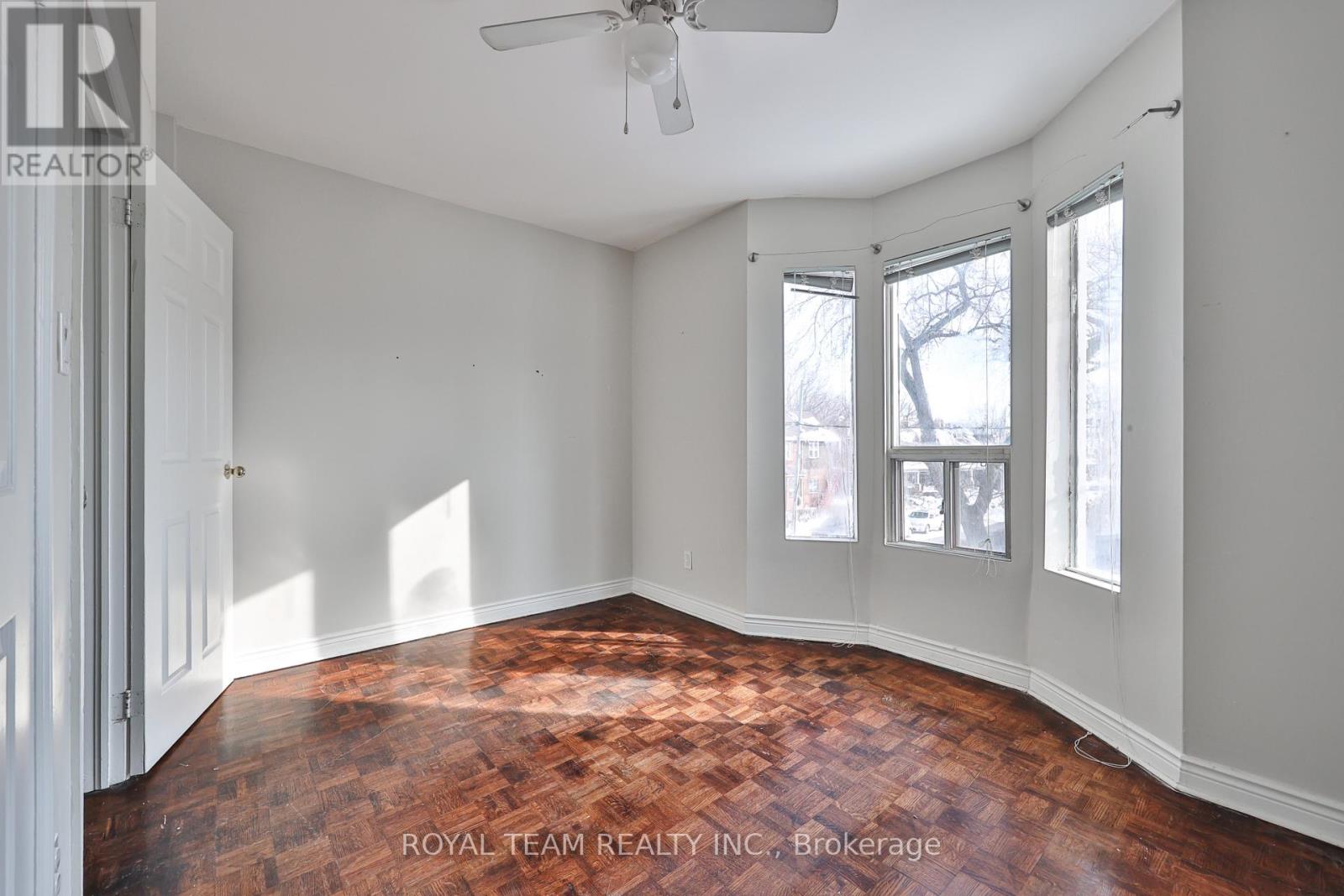 54 Maher Avenue, Toronto, Ontario  M6P 1G6 - Photo 18 - W12899564