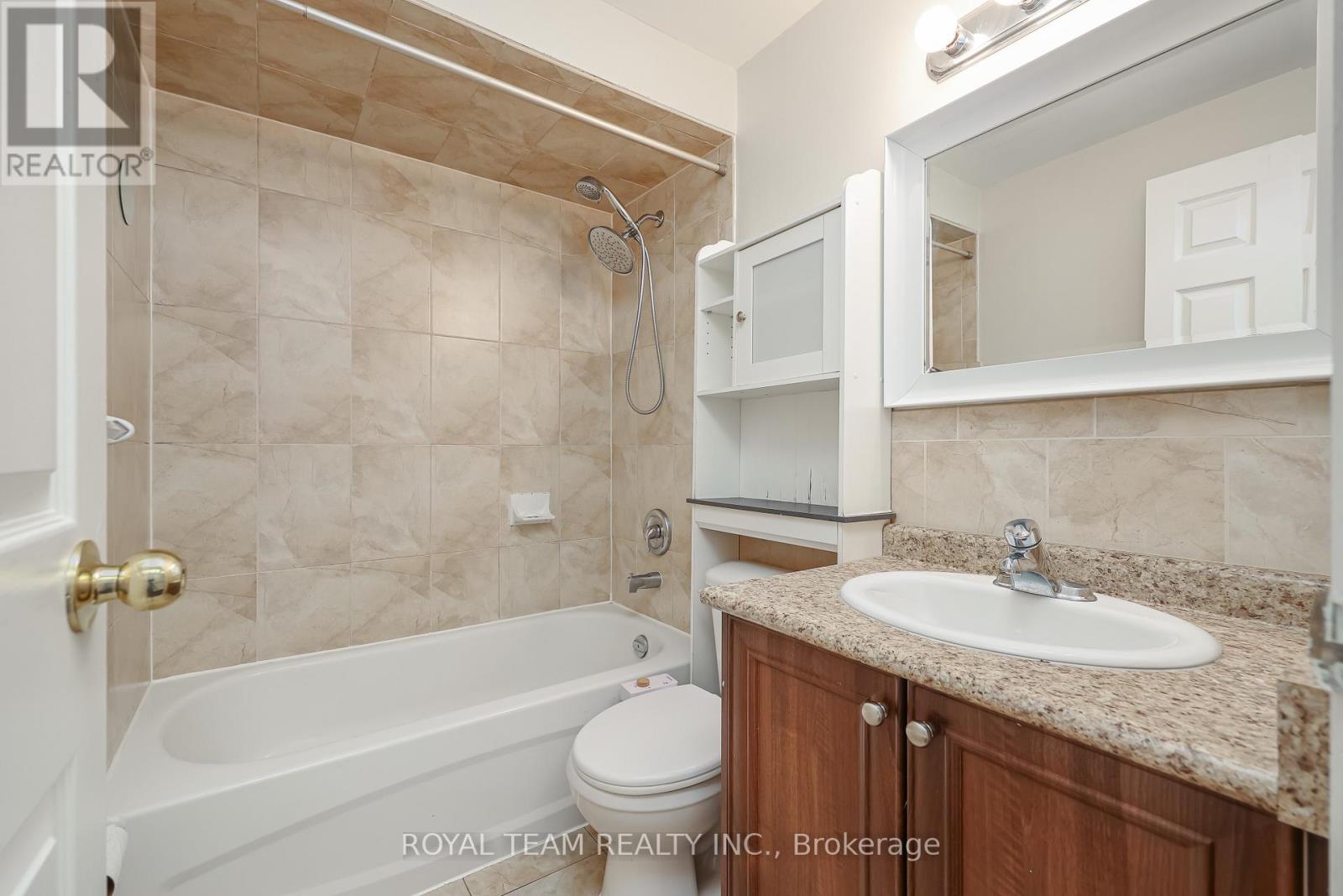 54 Maher Avenue, Toronto, Ontario  M6P 1G6 - Photo 20 - W12899564