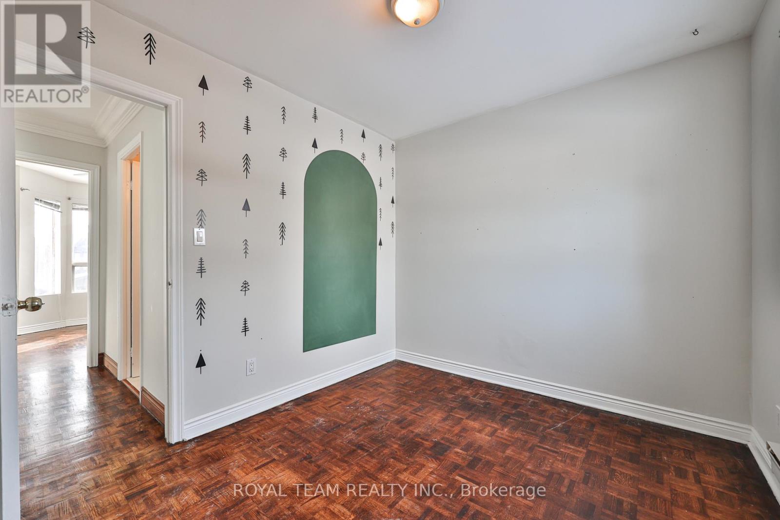 54 Maher Avenue, Toronto, Ontario  M6P 1G6 - Photo 24 - W12899564