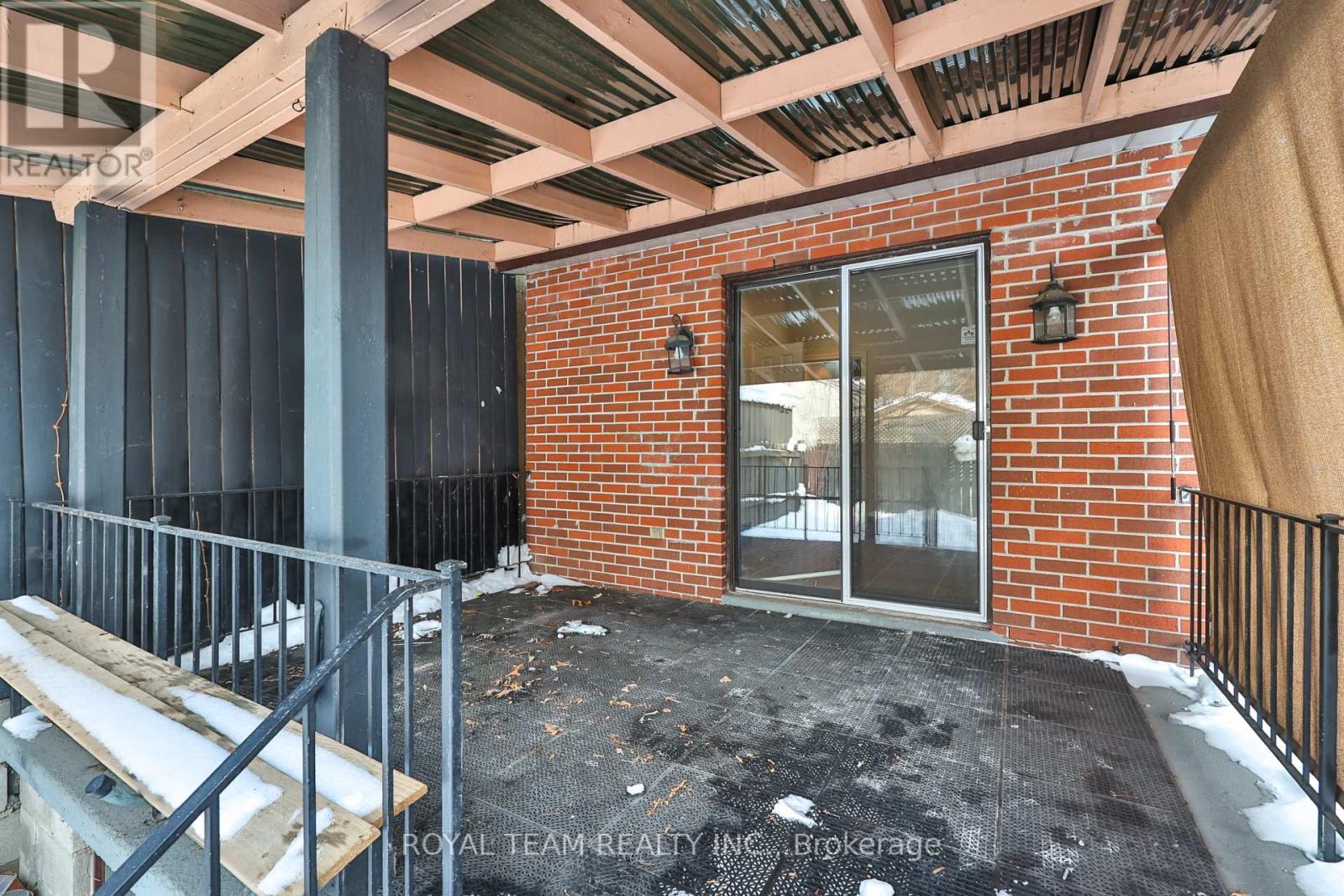 54 Maher Avenue, Toronto, Ontario  M6P 1G6 - Photo 31 - W12899564