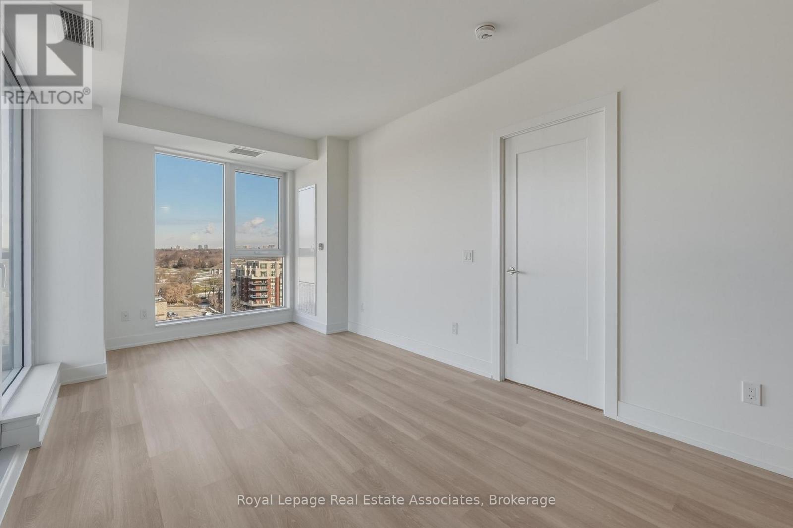 1112 - 25 Cordova Avenue, Toronto, Ontario  M9A 0E5 - Photo 8 - W12899606