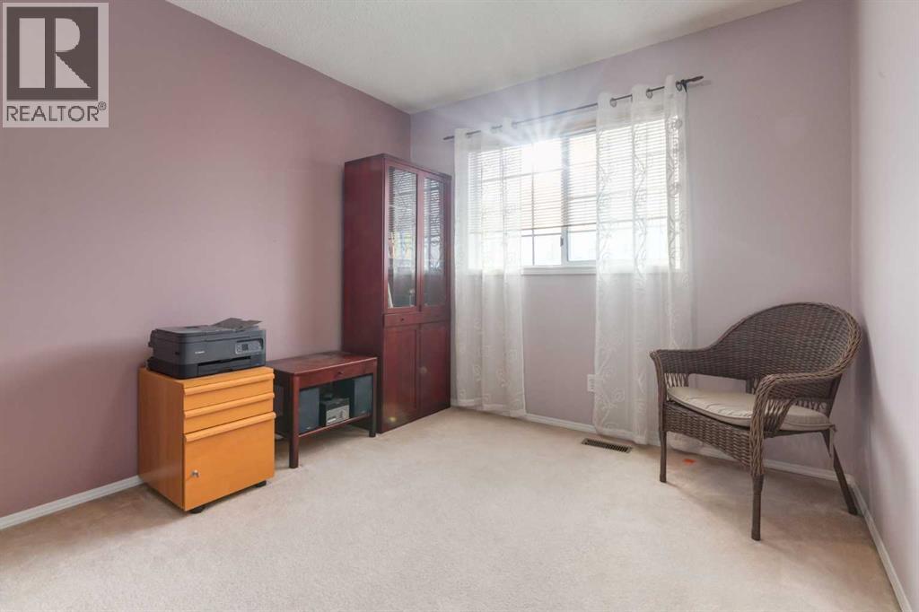 318 Hawkstone Manor NW, Calgary, Alberta  T3G 3X2 - Photo 27 - A2280357