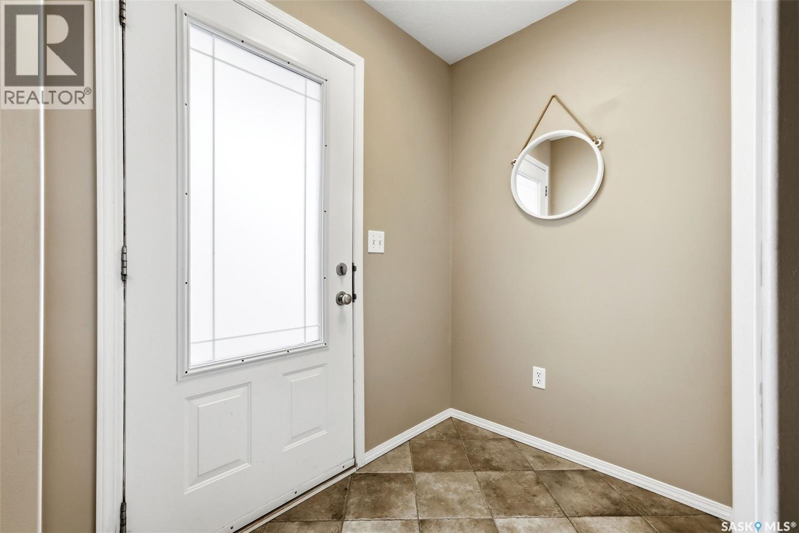 4608 Marigold Drive, Regina, Saskatchewan  S4X 4S5 - Photo 3 - SK030769