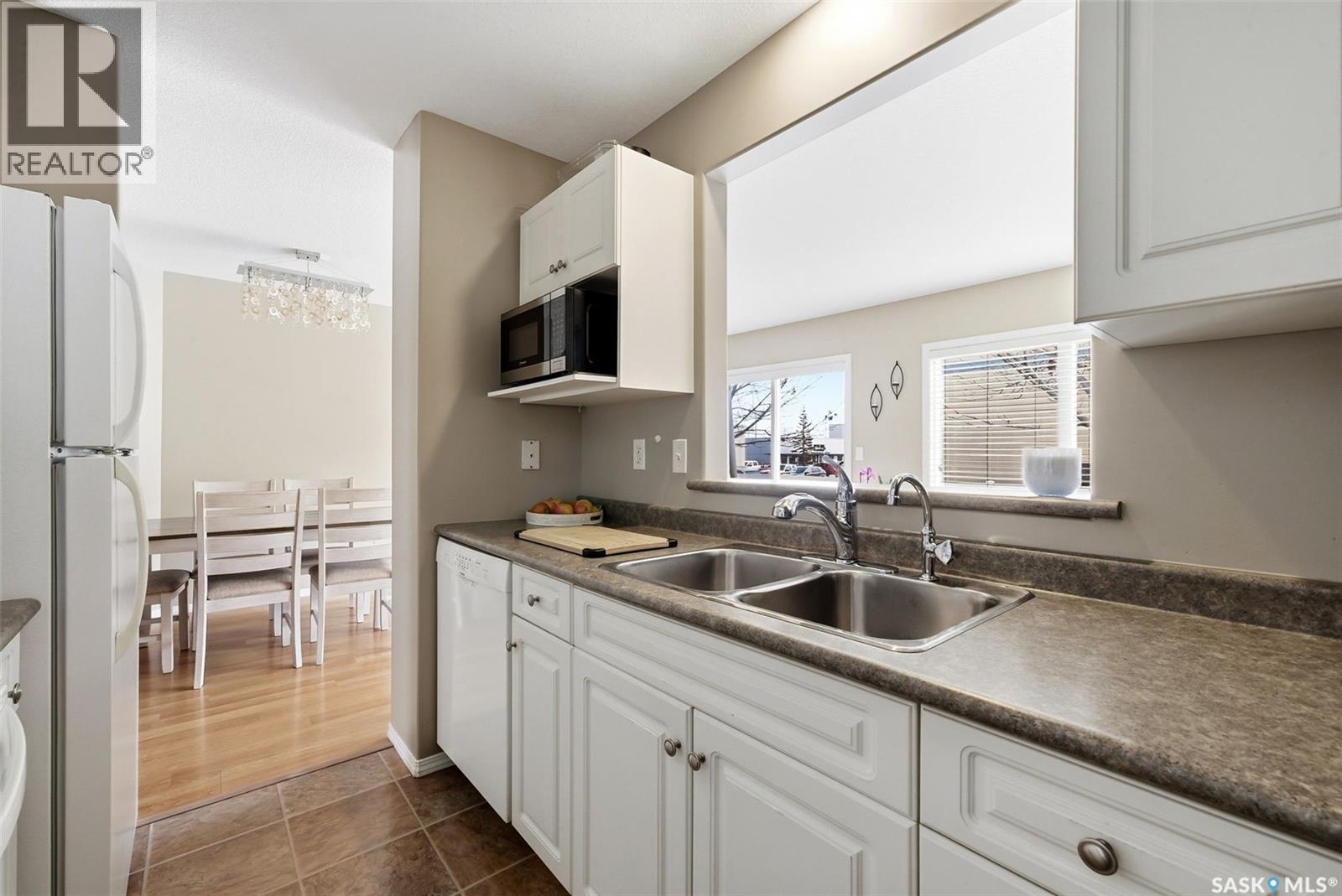 4608 Marigold Drive, Regina, Saskatchewan  S4X 4S5 - Photo 8 - SK030769