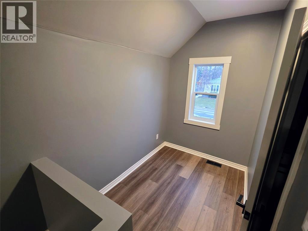 2565 Elizabeth Street, Oil Springs, Ontario  N0N 1P0 - Photo 34 - 26005736