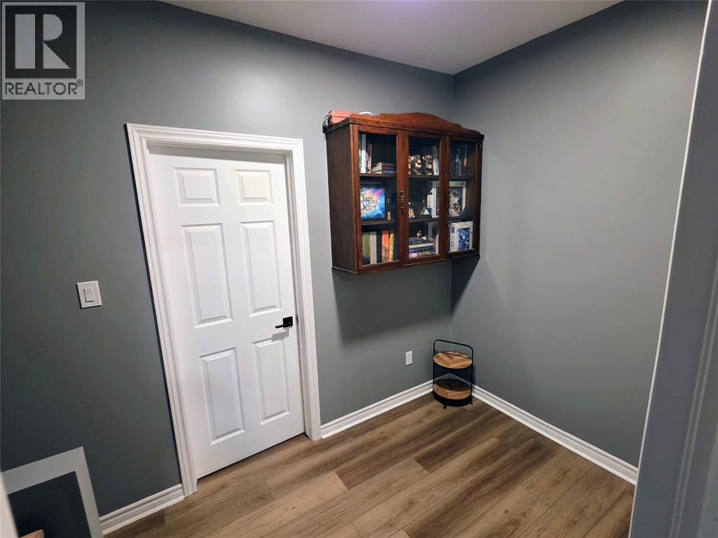 2565 Elizabeth Street, Oil Springs, Ontario  N0N 1P0 - Photo 35 - 26005736