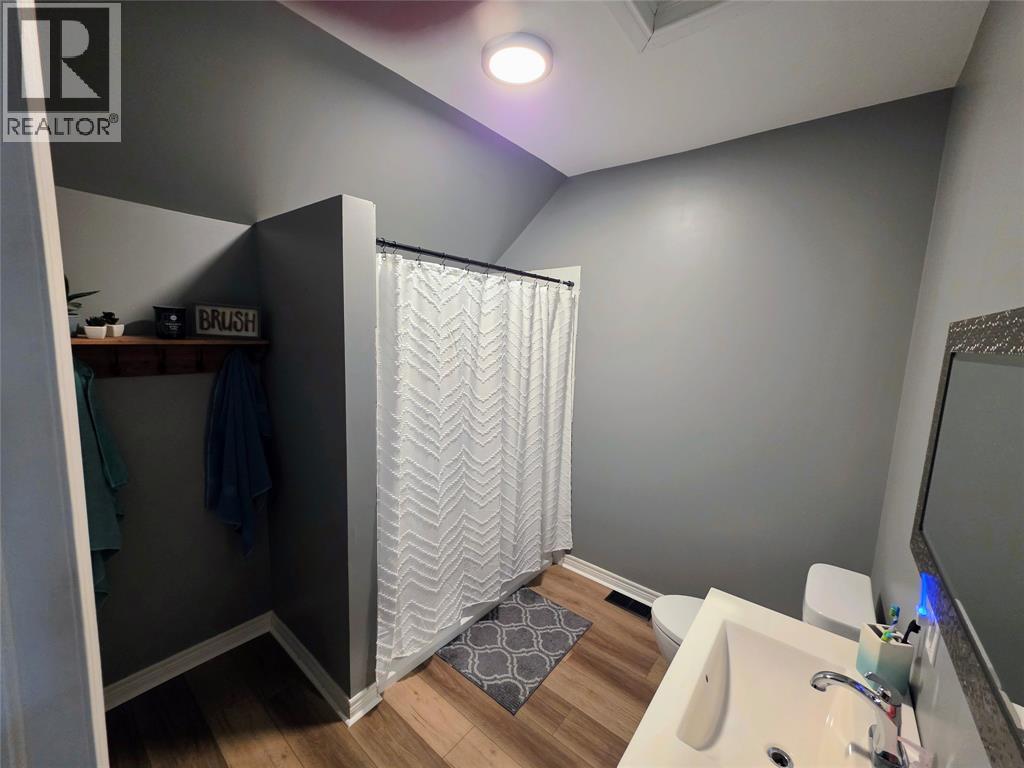 2565 Elizabeth Street, Oil Springs, Ontario  N0N 1P0 - Photo 36 - 26005736