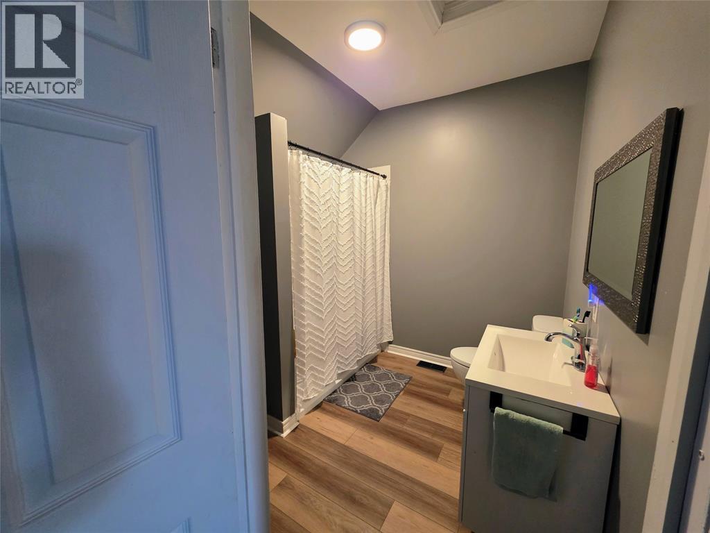 2565 Elizabeth Street, Oil Springs, Ontario  N0N 1P0 - Photo 37 - 26005736