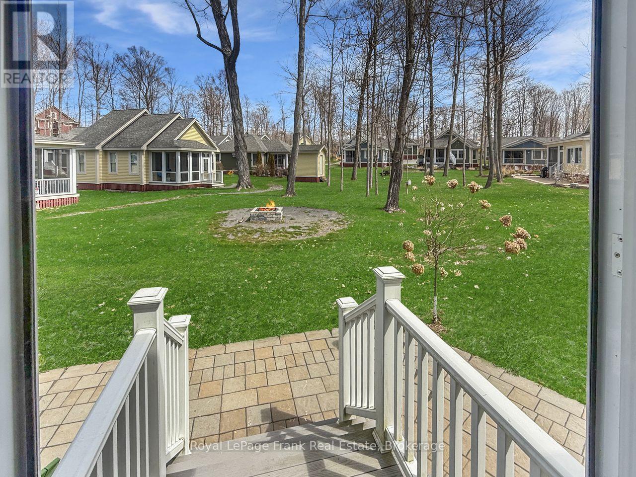 222 - 17 Hollow Lane, Prince Edward County, Ontario  K0K 1P0 - Photo 7 - X12899518