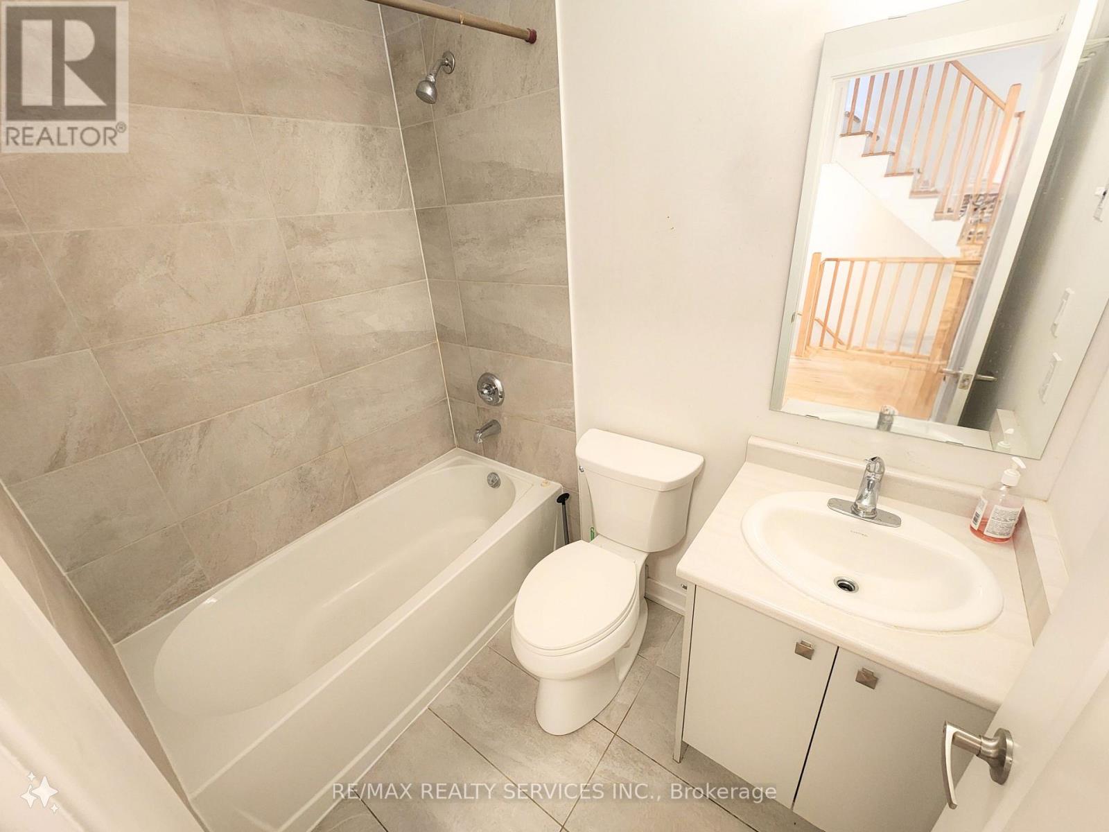 F14 - 20 Palace Street, Kitchener, Ontario  N2E 0J3 - Photo 17 - X12899568