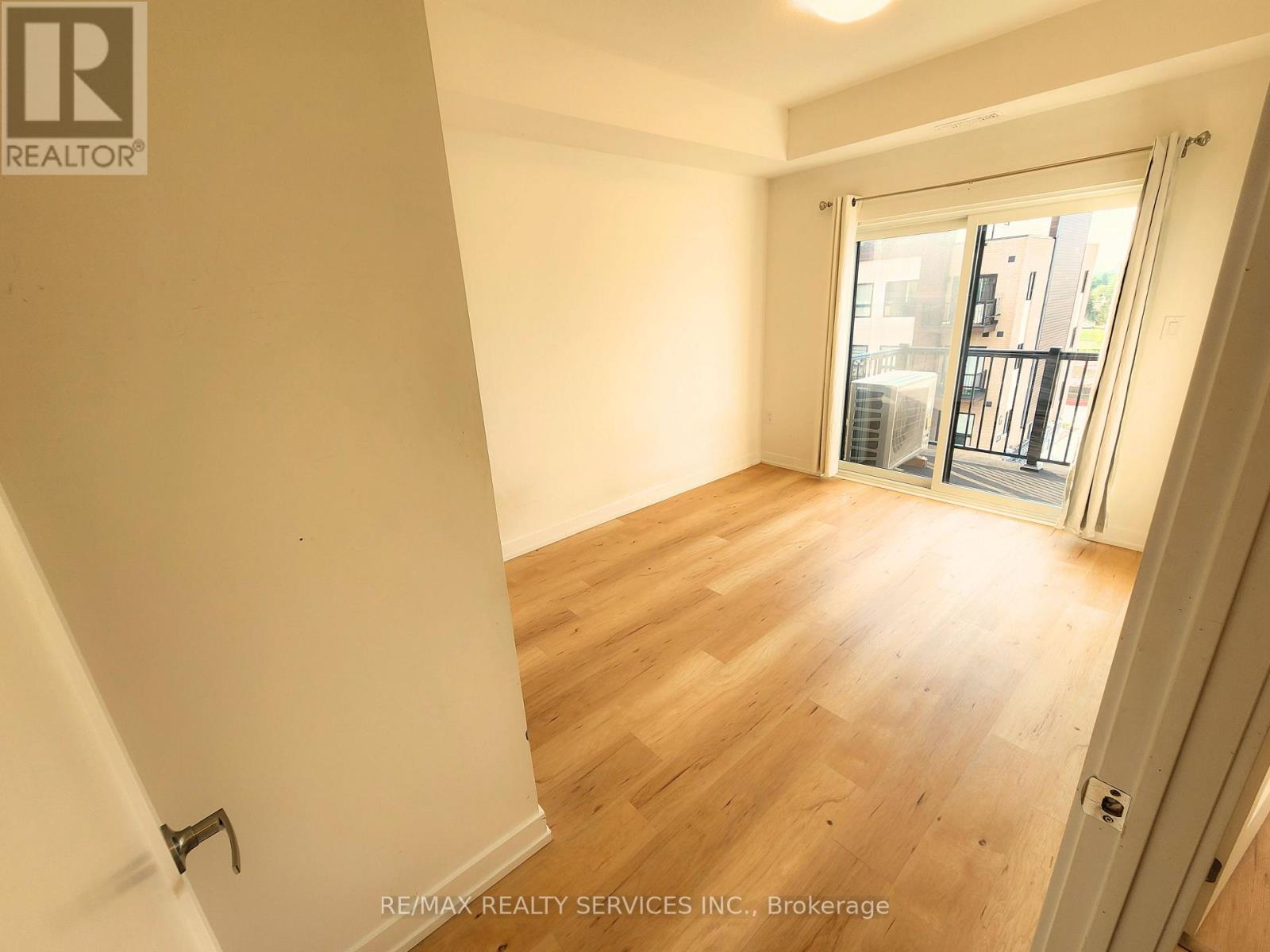 F14 - 20 Palace Street, Kitchener, Ontario  N2E 0J3 - Photo 19 - X12899568