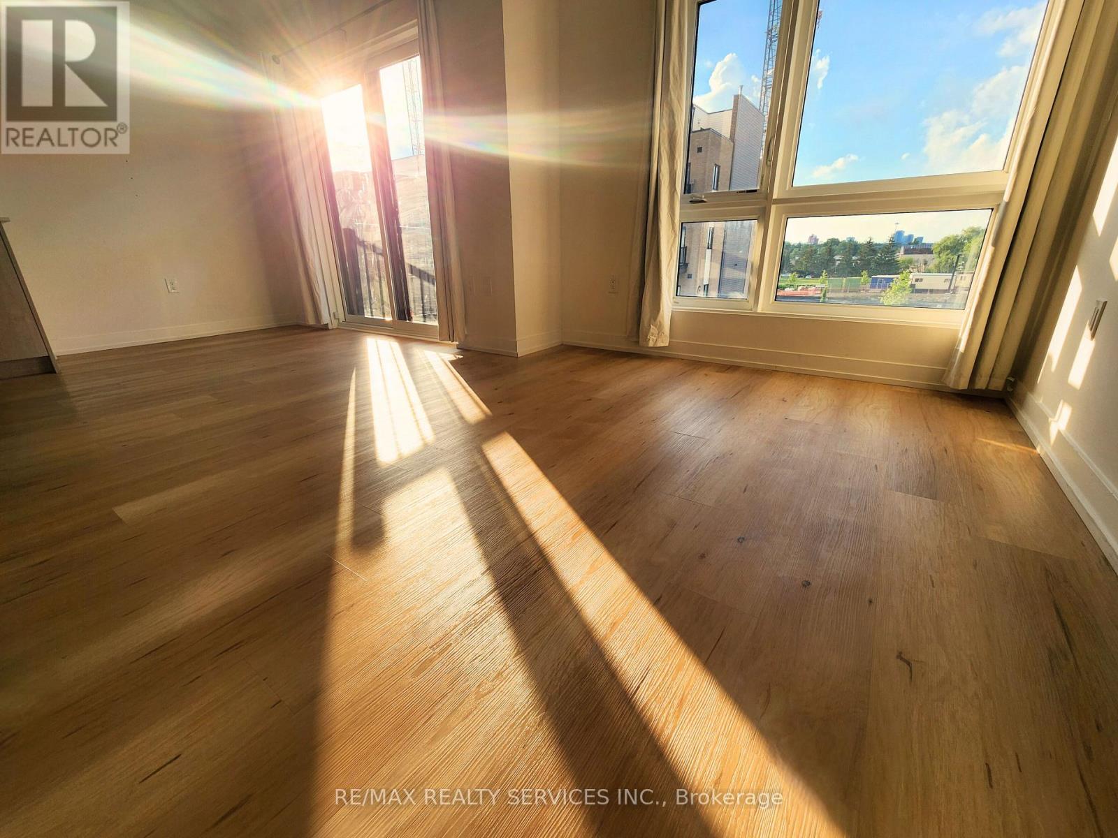 F14 - 20 Palace Street, Kitchener, Ontario  N2E 0J3 - Photo 7 - X12899568