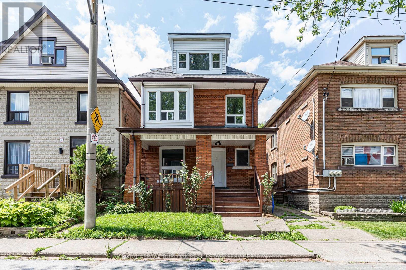 22 Myrtle Avenue, Hamilton, Ontario  L8M 2E9 - Photo 2 - X12899618